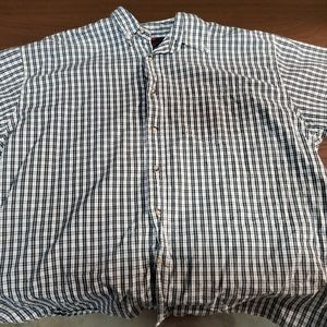 Men's short sleeve button down